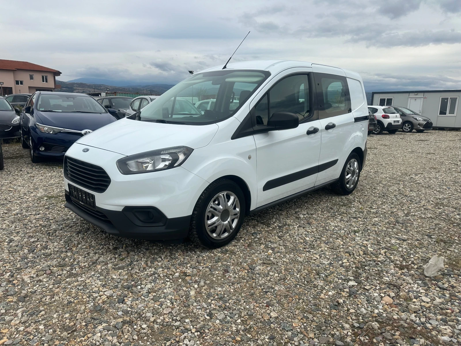 Ford Courier