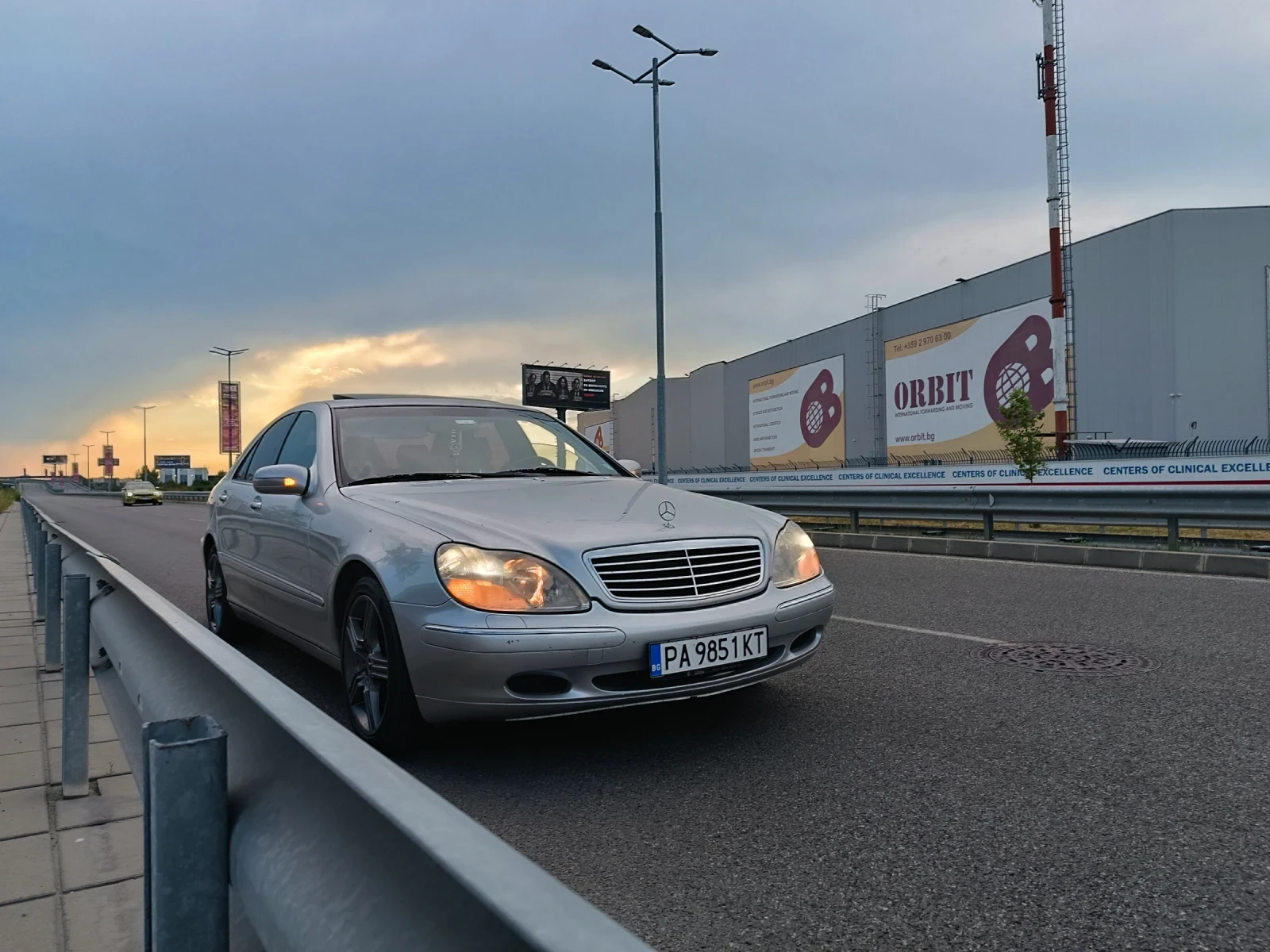 Mercedes-Benz S 320, снимка 2 - Автомобили и джипове - 56600749