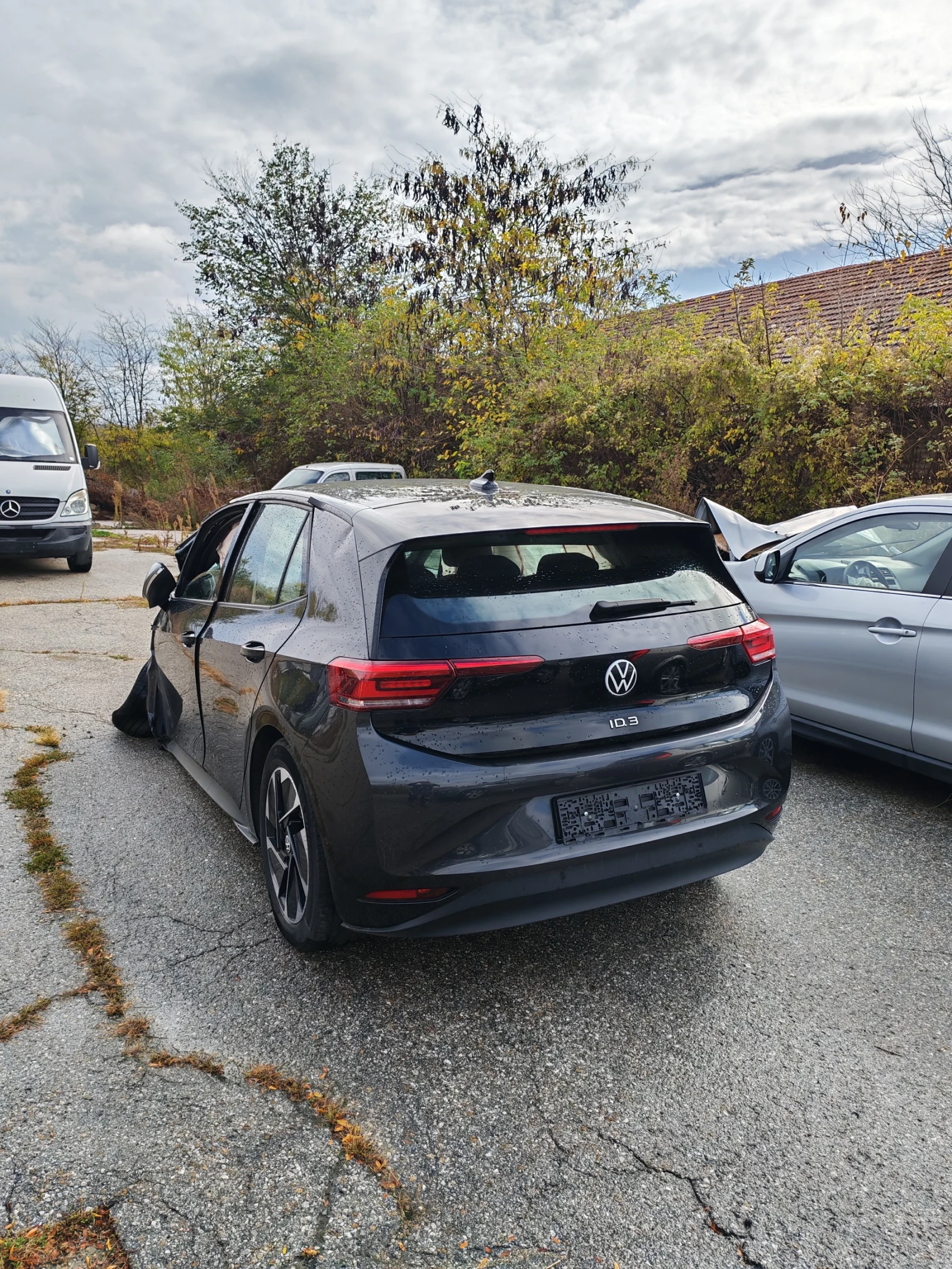 VW ID.3, снимка 2 - Автомобили и джипове - 56677587