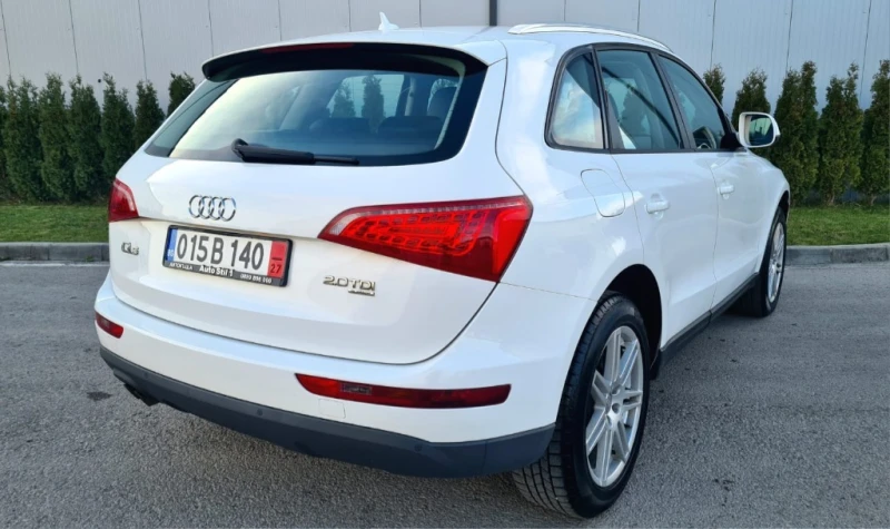 Audi Q5 2.0, снимка 5 - Автомобили и джипове - 48353112