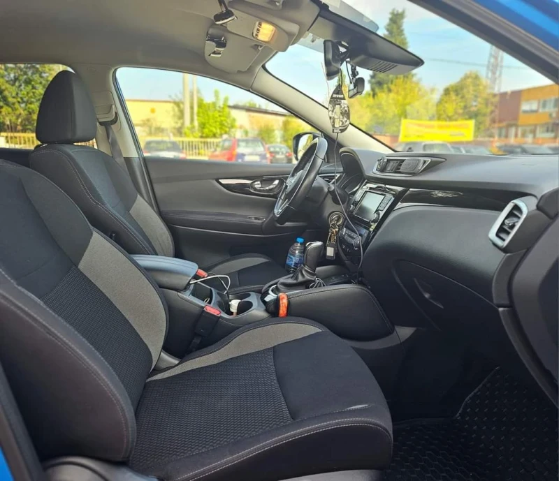 Nissan Qashqai 1.5dci 115 k.c/ NAVI / БЛУТУТ / LED / EURO 6, снимка 12 - Автомобили и джипове - 48682449