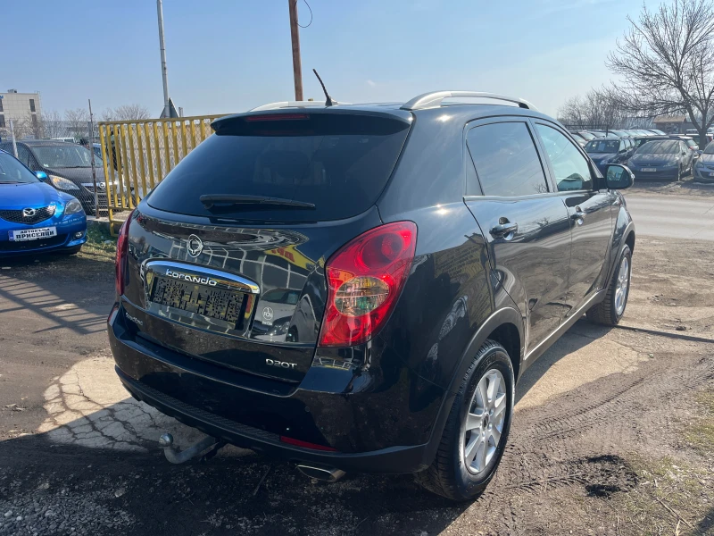 SsangYong Korando 2.0 ДИЗЕЛ , снимка 4 - Автомобили и джипове - 49300949