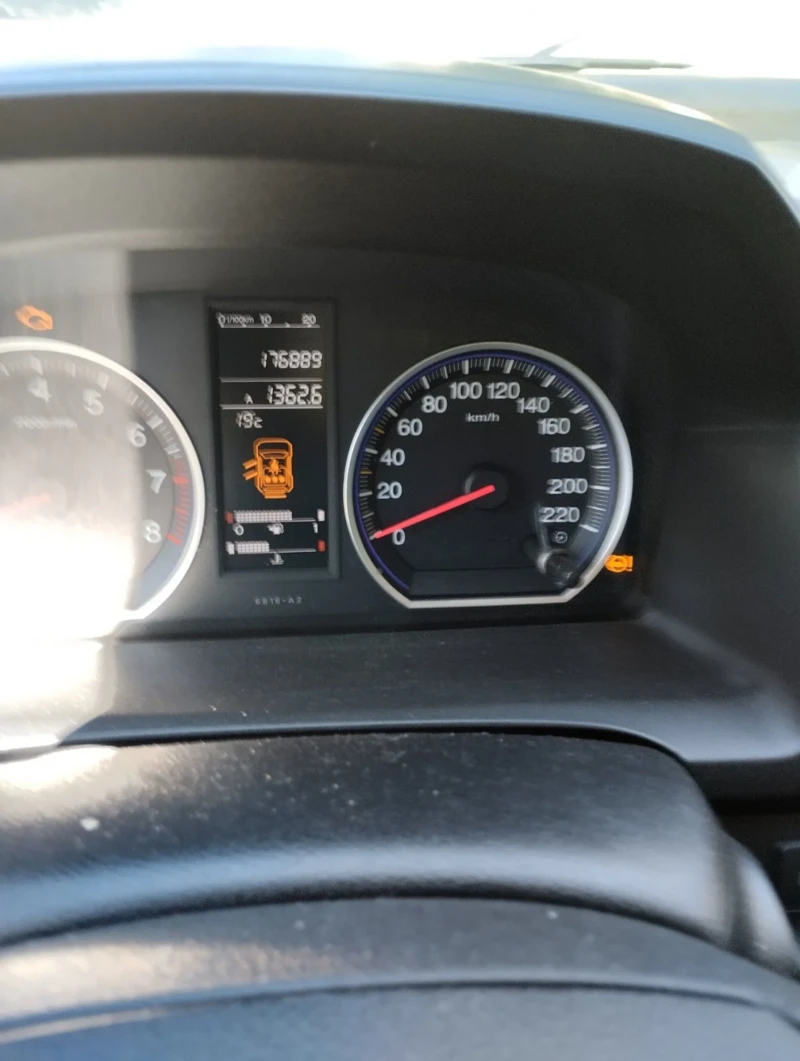 Honda Cr-v, снимка 3 - Автомобили и джипове - 52403402