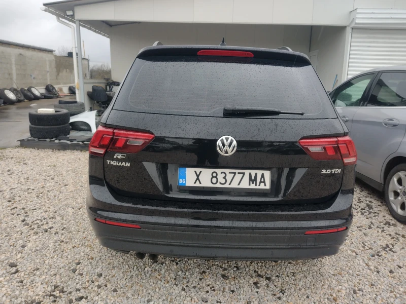VW Tiguan 2.0 tdi, снимка 6 - Автомобили и джипове - 51547153
