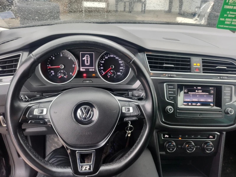 VW Tiguan 2.0 tdi, снимка 7 - Автомобили и джипове - 51547153