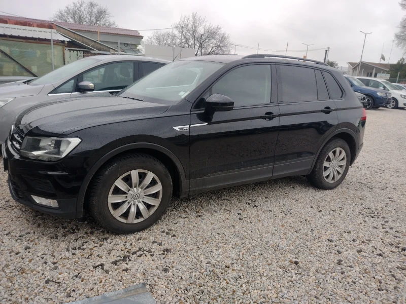VW Tiguan 2.0 tdi, снимка 8 - Автомобили и джипове - 51547153