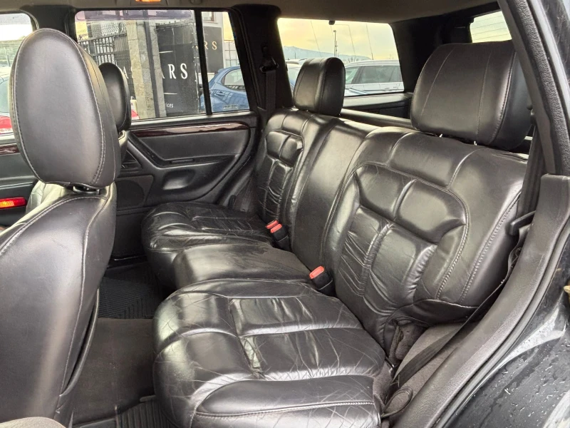 Jeep Grand cherokee / LIMITED / 3.1D / 140 HP / БЕЗ ТОЧКА РЪЖДА /, снимка 12 - Автомобили и джипове - 52722355