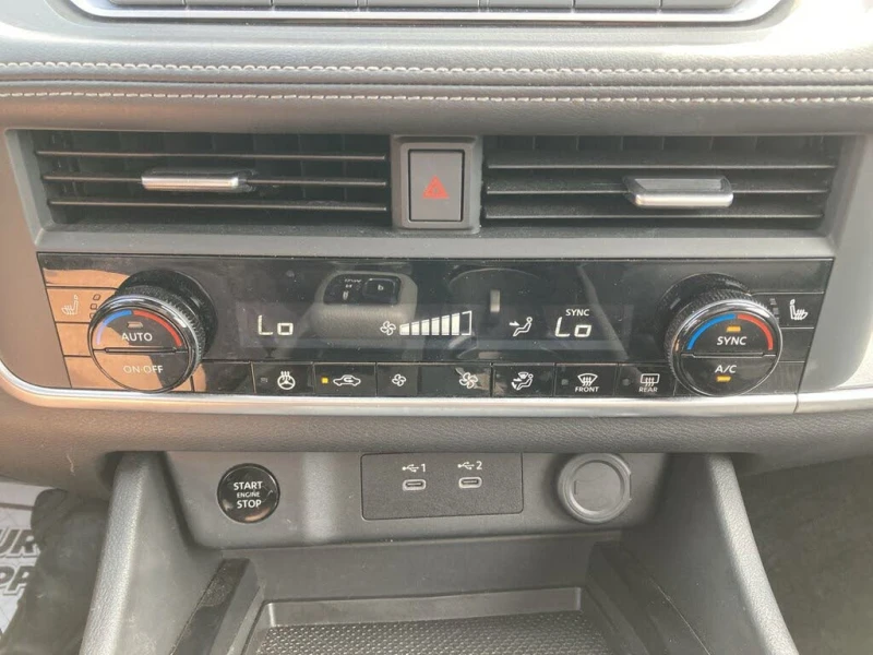 Nissan Rogue Moonroof* АвтоКредит* (ЦЕНА ДО БГ), снимка 13 - Автомобили и джипове - 53193961