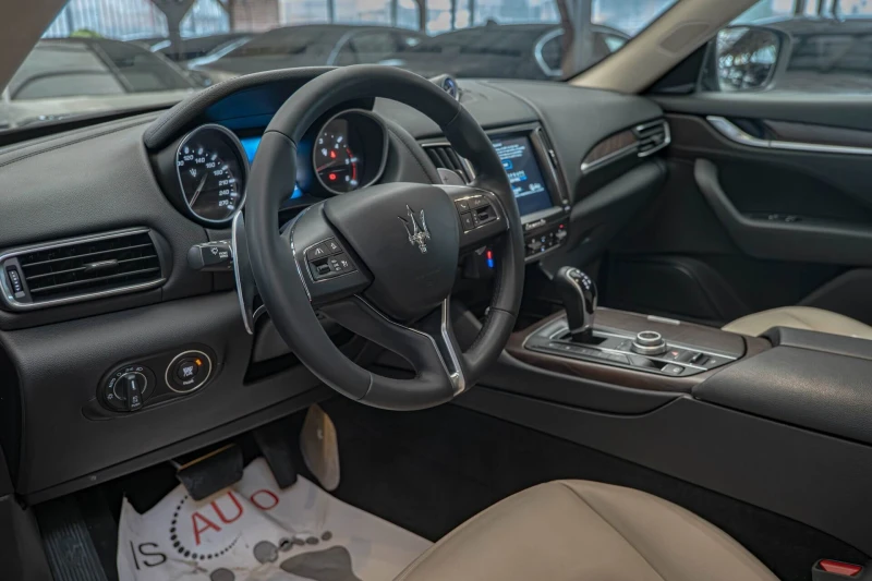 Maserati Levante Diesel/Камера/Sport/Distronic/F1/Подгрев/Sound Act, снимка 7 - Автомобили и джипове - 53206120