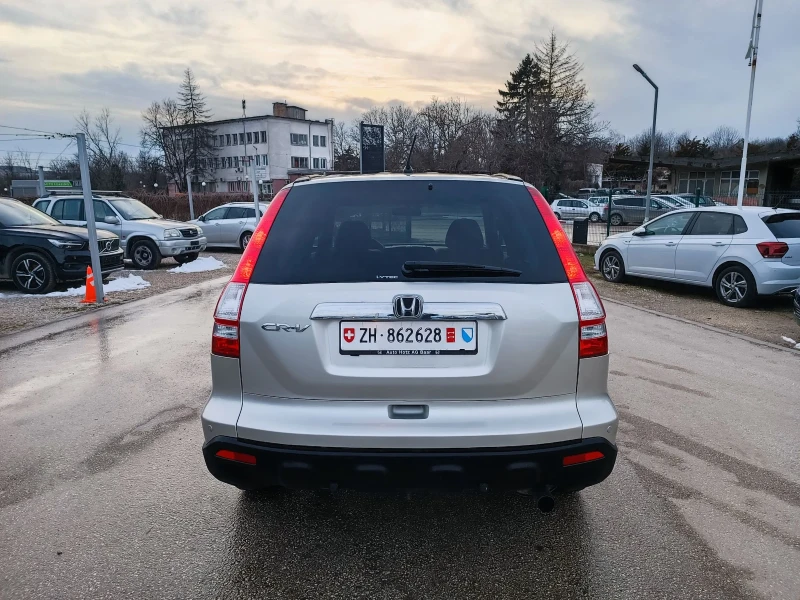 Honda Cr-v 2.0i-150кс-ШВЕЙЦАРИЯ-РЪЧКА-6ск-4Х4, снимка 4 - Автомобили и джипове - 53565829