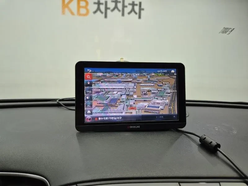 Hyundai Tucson, снимка 10 - Автомобили и джипове - 54830052