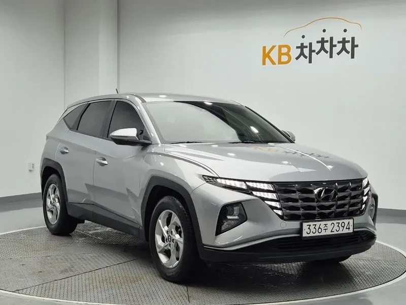Hyundai Tucson, снимка 4 - Автомобили и джипове - 54830052