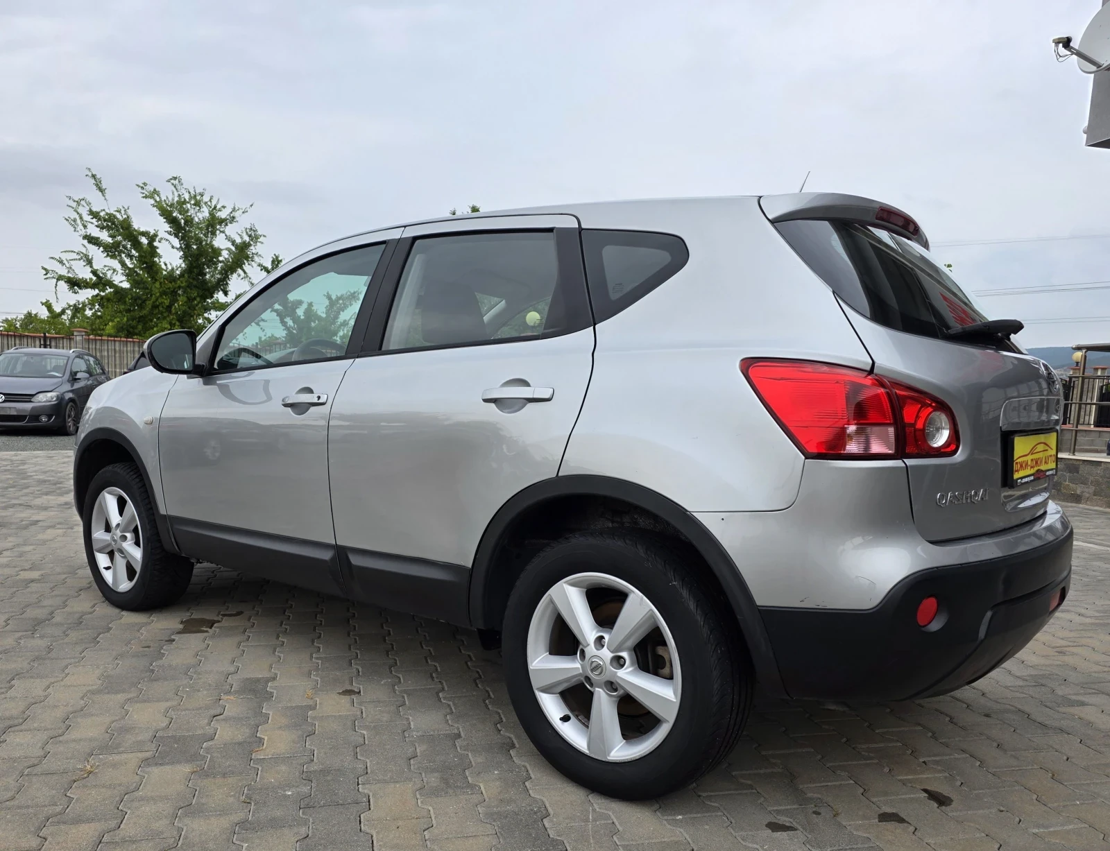 Nissan Qashqai 1.5 DCI - изображение 6