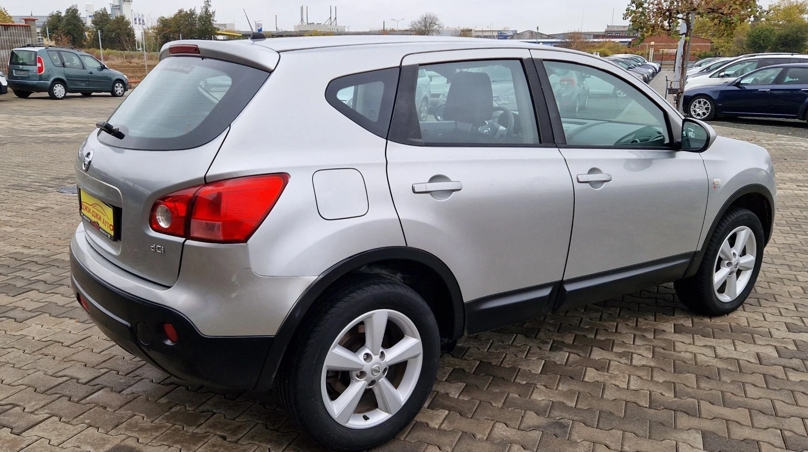 Nissan Qashqai 1.5 DCI - изображение 4