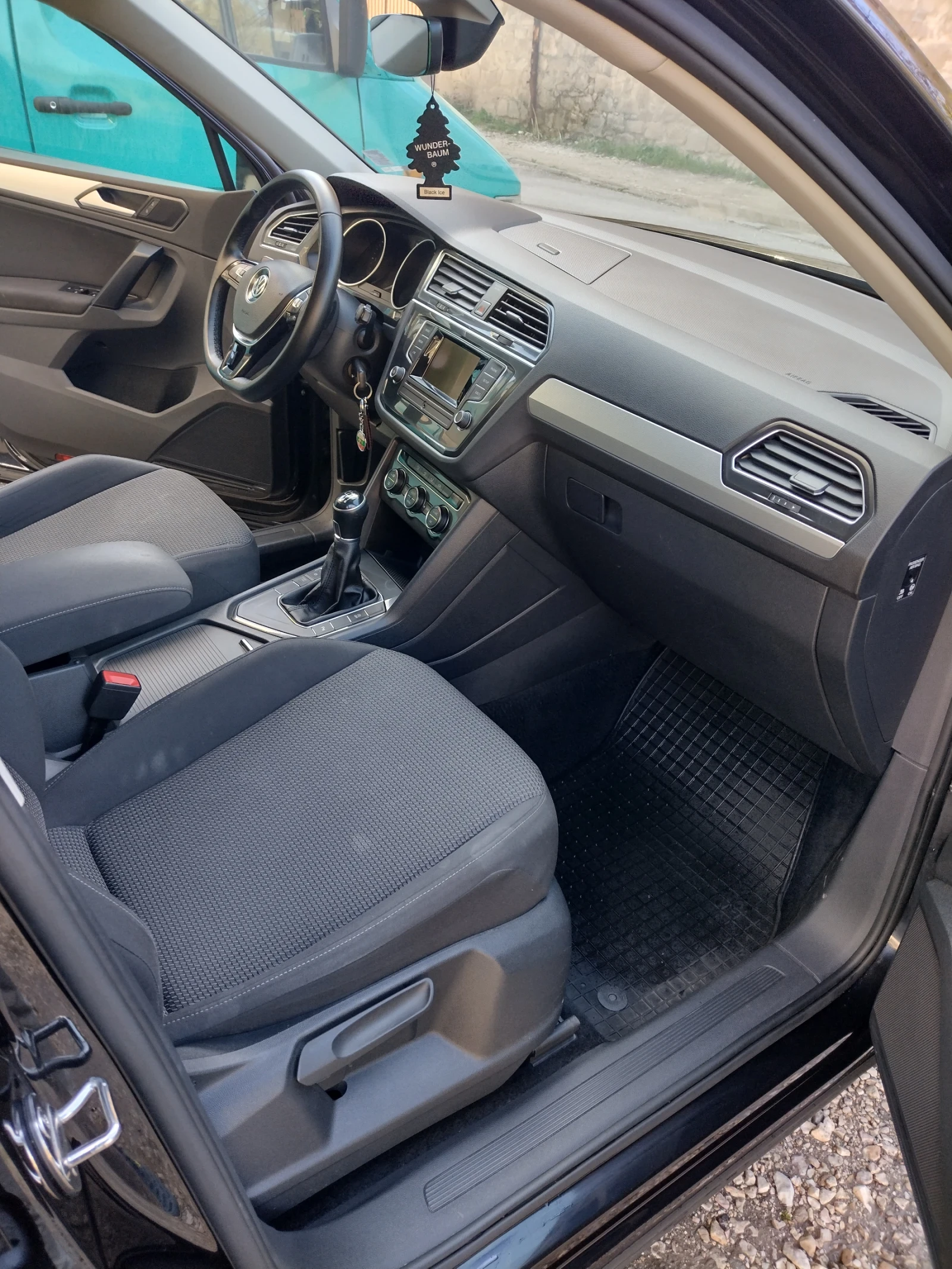 VW Tiguan 2.0 tdi - изображение 5