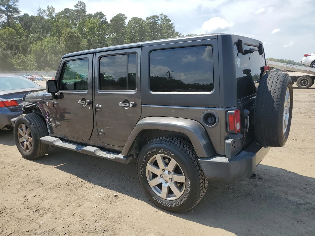 Jeep Wrangler UNLIMITED SAHARA - изображение 4
