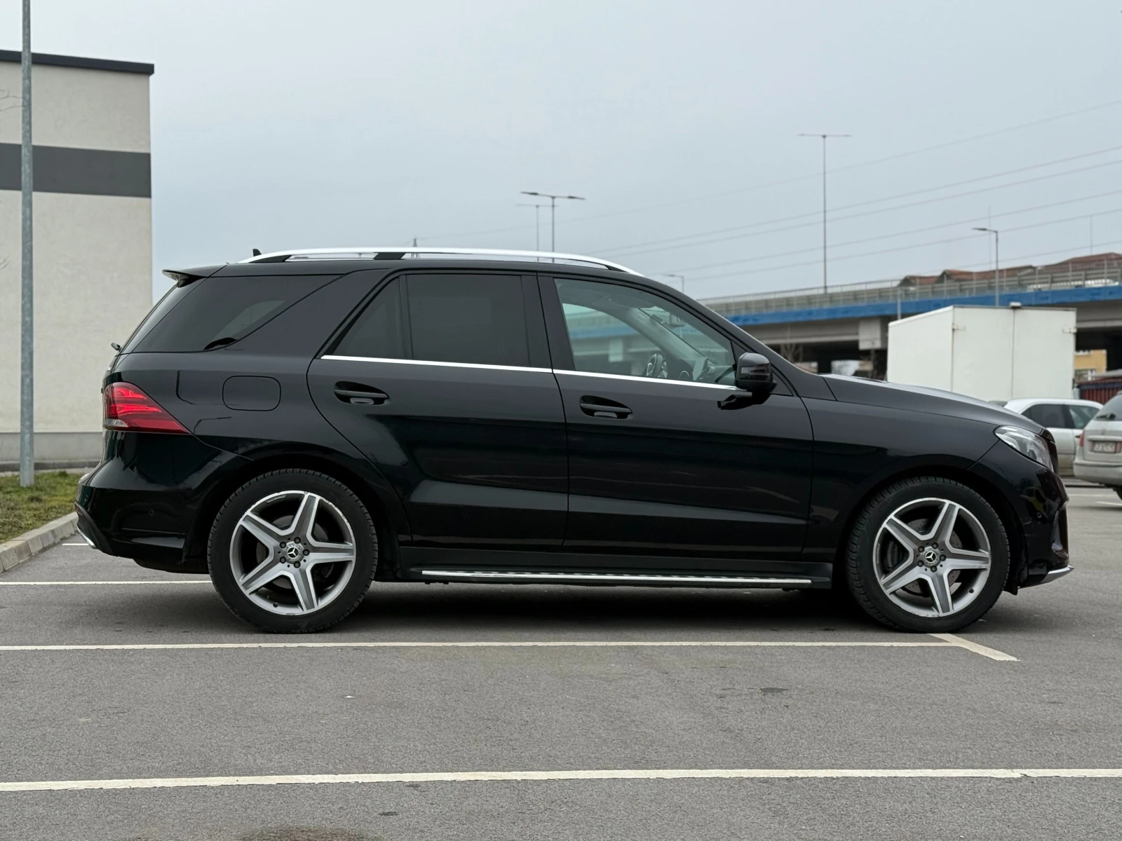 Mercedes-Benz GLE 350 4MATIC 9G-TRONIC, снимка 3 - Автомобили и джипове - 53651798