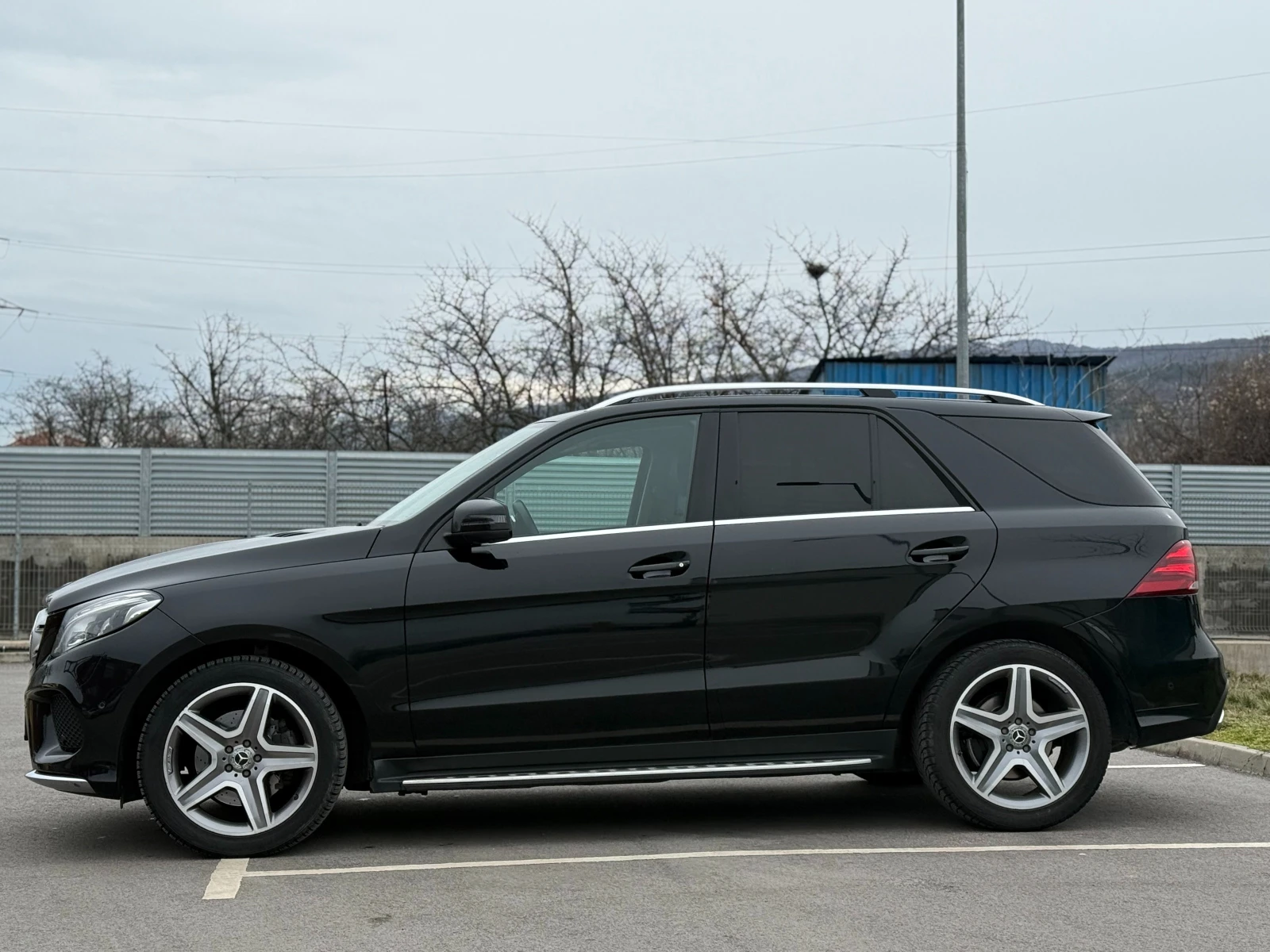 Mercedes-Benz GLE 350 4MATIC 9G-TRONIC, снимка 2 - Автомобили и джипове - 53651798