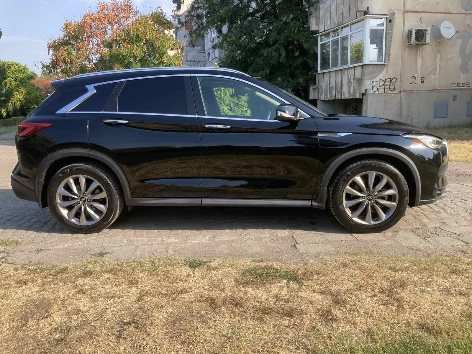 Infiniti QX50 2.0T Топ Цена, снимка 2 - Автомобили и джипове - 55784580