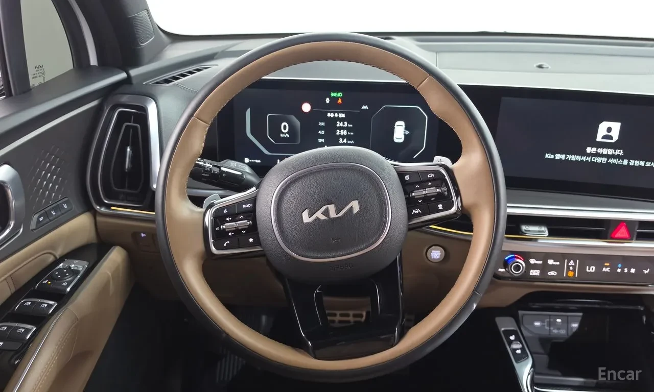 Kia Sorento SIGNATURE| WHITE PEARL| 360| DISTRO| HUD| ОБДУХ| C, снимка 8 - Автомобили и джипове - 55968326