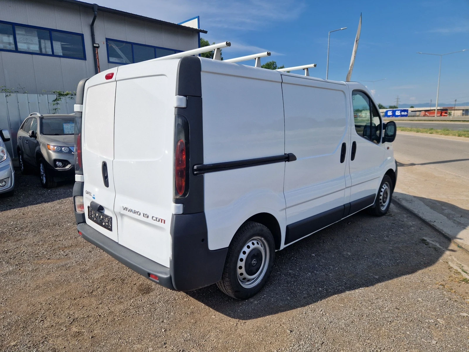 Opel Vivaro 1.9D 101HP.CARGO ITALIA, снимка 5 - Бусове и автобуси - 55184493