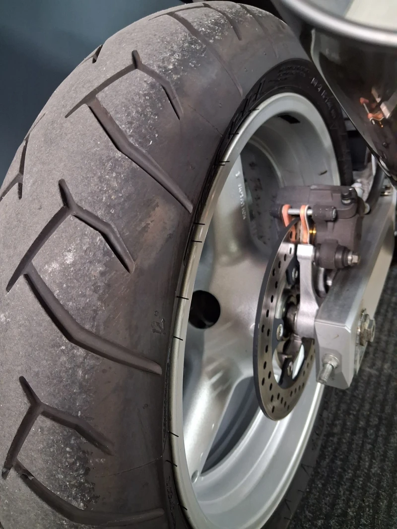 Suzuki SV 650i, снимка 13 - Мотоциклети и мототехника - 51487353