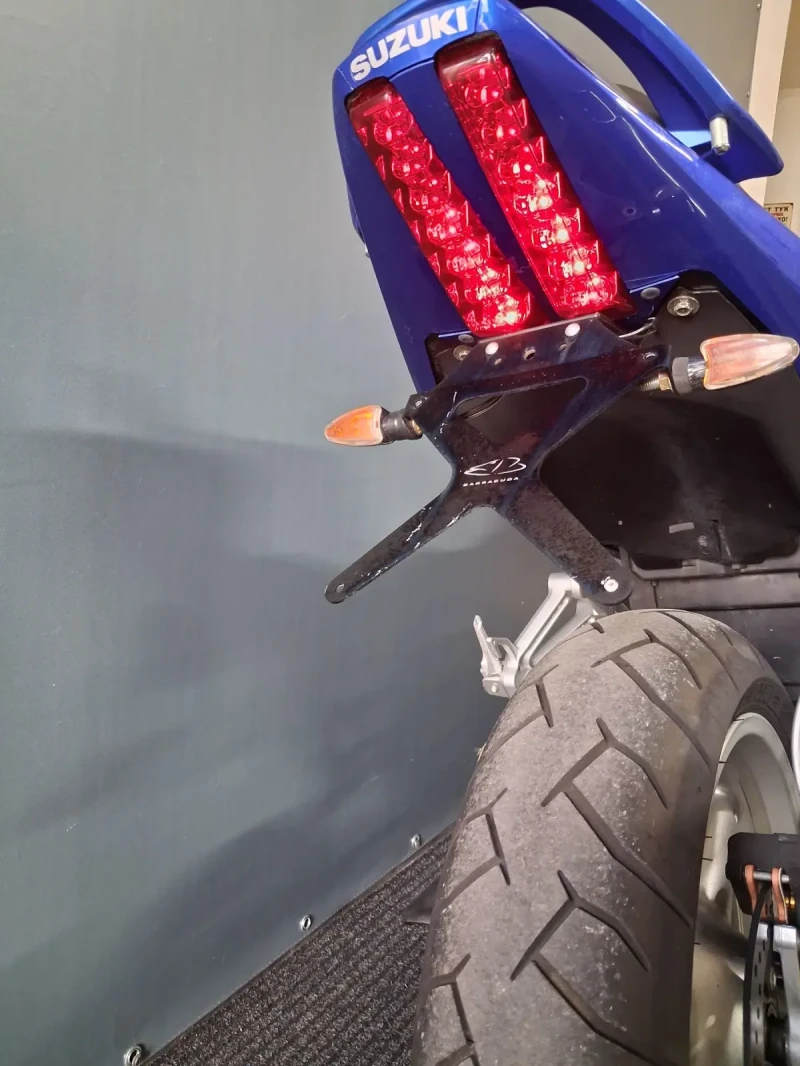 Suzuki SV 650i, снимка 16 - Мотоциклети и мототехника - 51487353