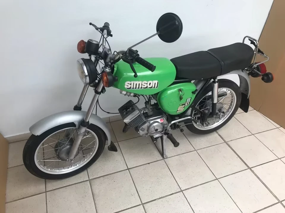 Simson 51 КУПУВАМ SIMSON ТОП ЦЕНИ 0892705012, снимка 2 - Мотоциклети и мототехника - 55459897