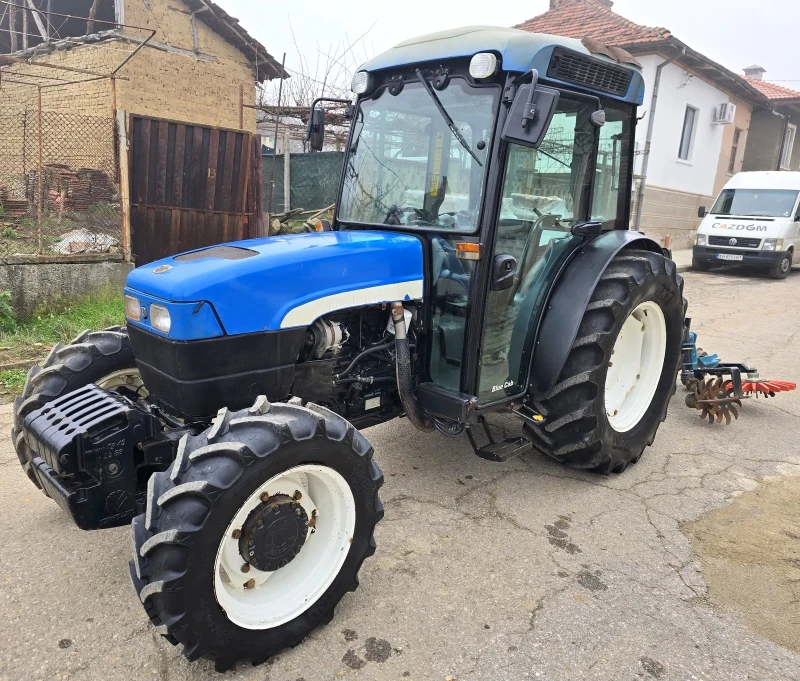 Трактор New Holland TN95F, снимка 3 - Селскостопанска техника - 52918187