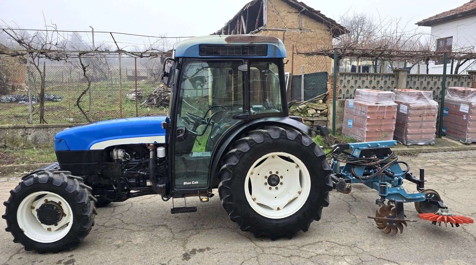 Трактор New Holland TN95F - изображение 5