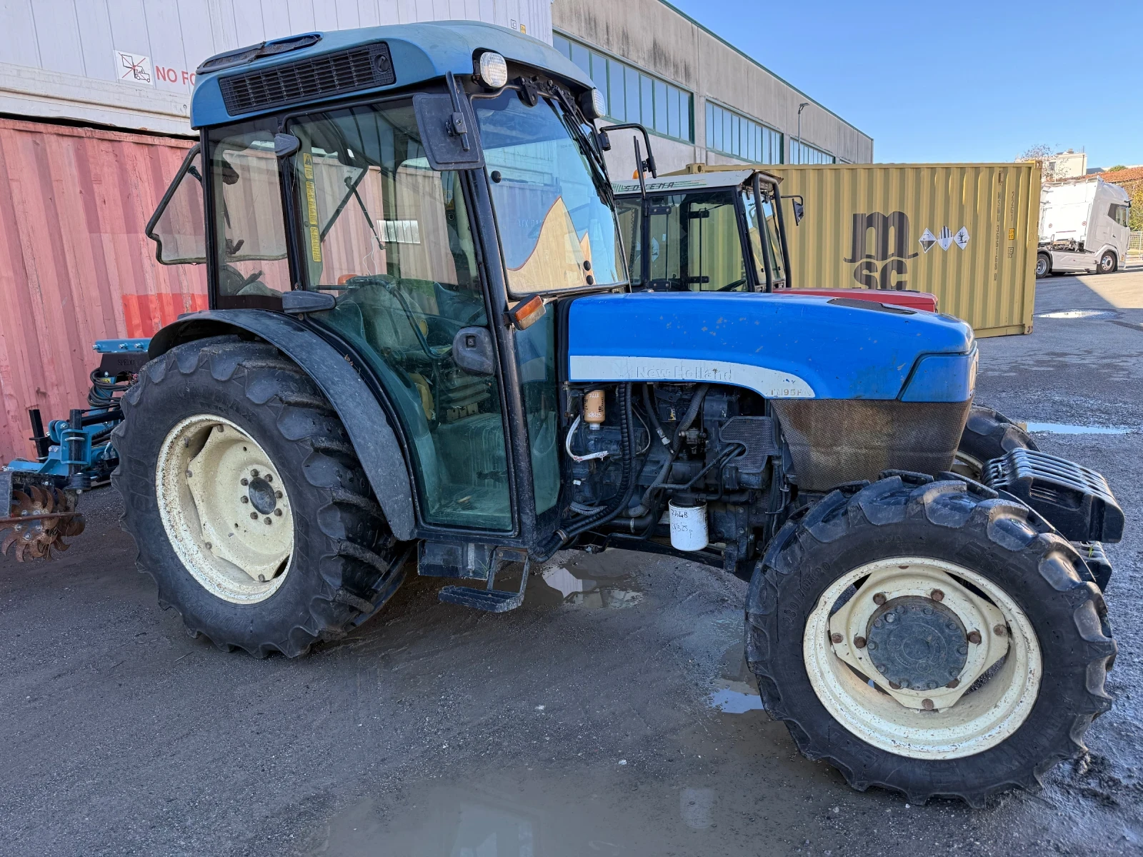 Трактор New Holland TN95F - изображение 9