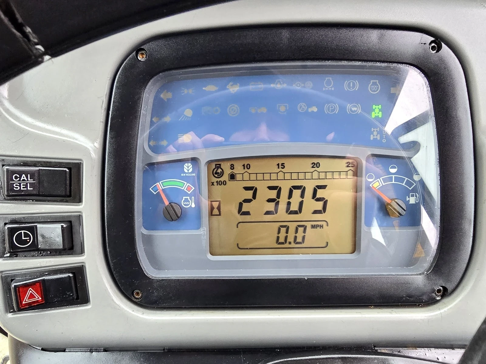 Трактор New Holland TN95F - изображение 10