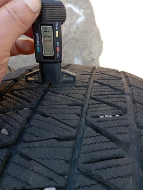 Гуми Зимни 265/65R17, снимка 7