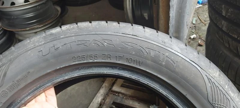 Гуми Летни 225/55R17, снимка 6 - Гуми и джанти - 32282378