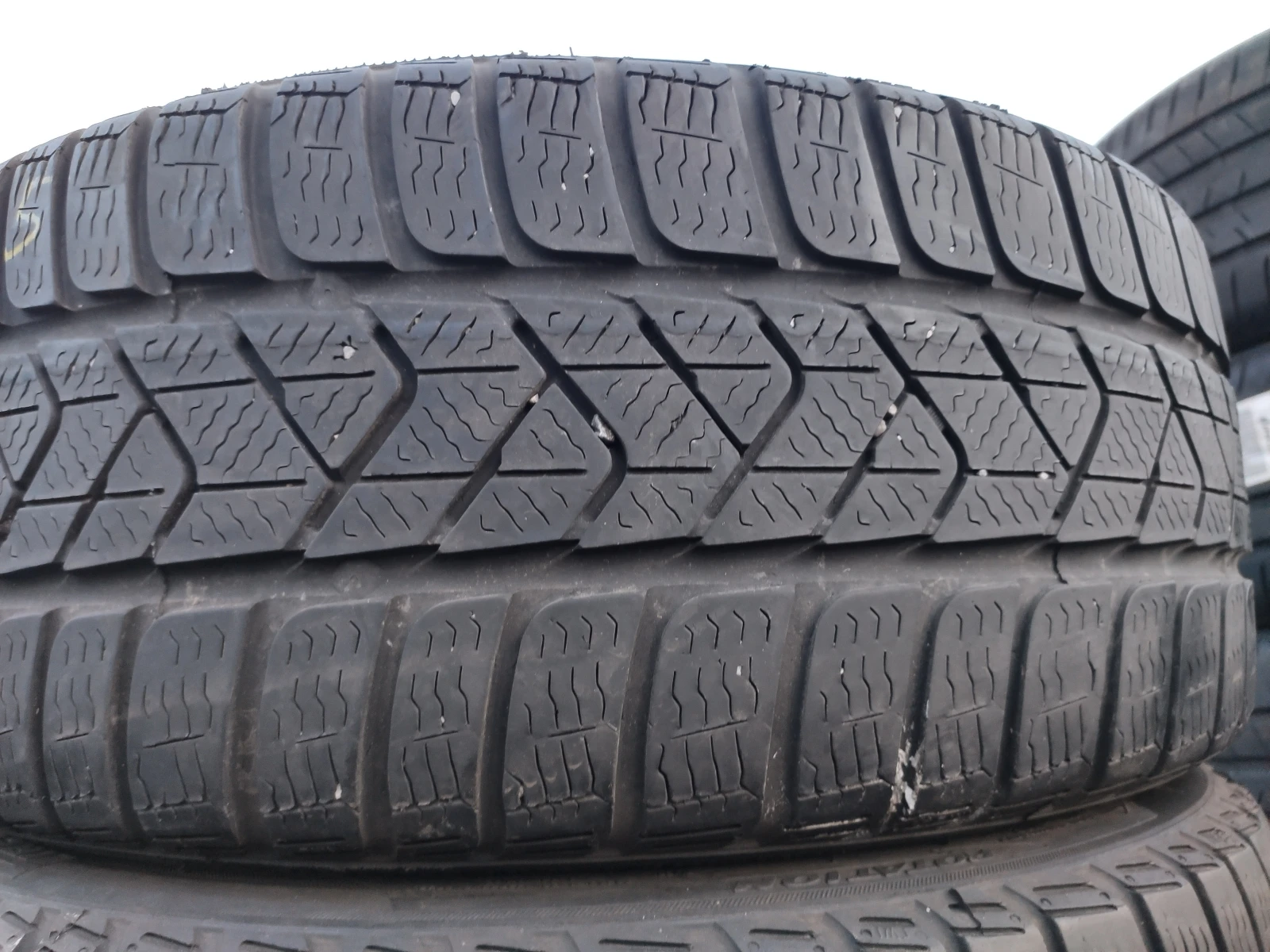  205/40R17 | Mobile.bg   1