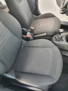 Peugeot 208, снимка 9