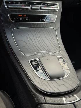 Mercedes-Benz E 220 FACELIFT, MBUX, снимка 17