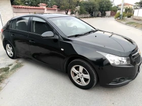 Chevrolet Cruze 1.6i16V+ КЛИМА + ГАЗ. 2012г, снимка 3