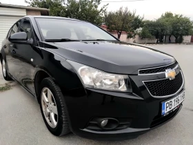 Chevrolet Cruze 1.6i16V+ КЛИМА + ГАЗ. 2012г, снимка 4