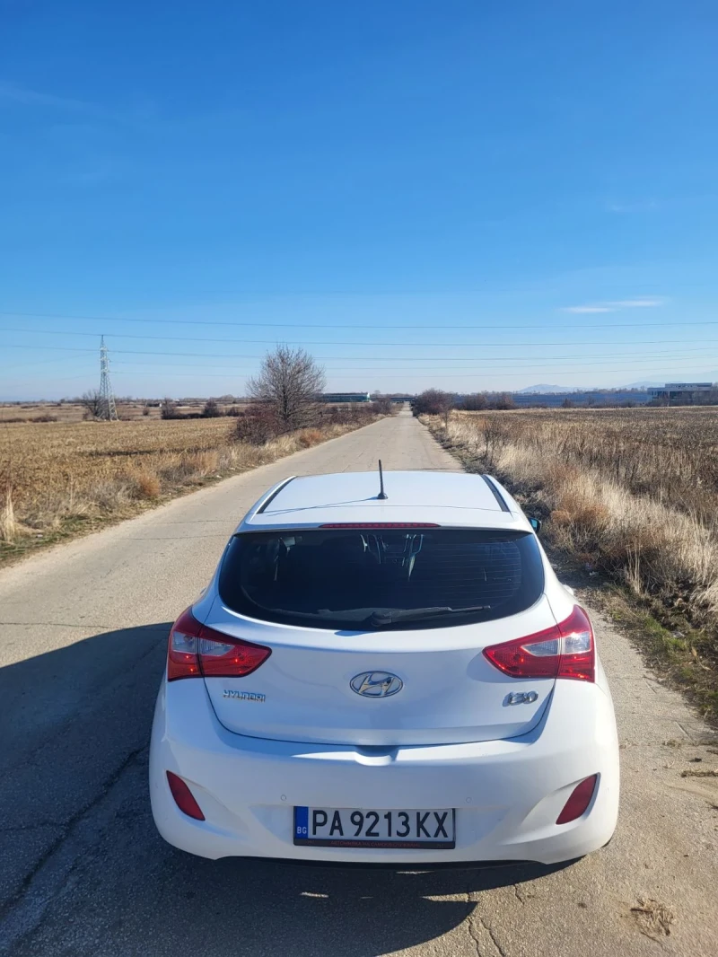 Hyundai I30 1.6, снимка 5 - Автомобили и джипове - 48766078