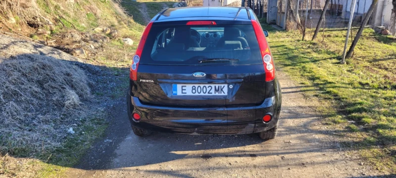 Ford Fiesta, снимка 2 - Автомобили и джипове - 49406198