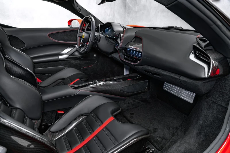 Ferrari SF 90, снимка 8 - Автомобили и джипове - 51526232