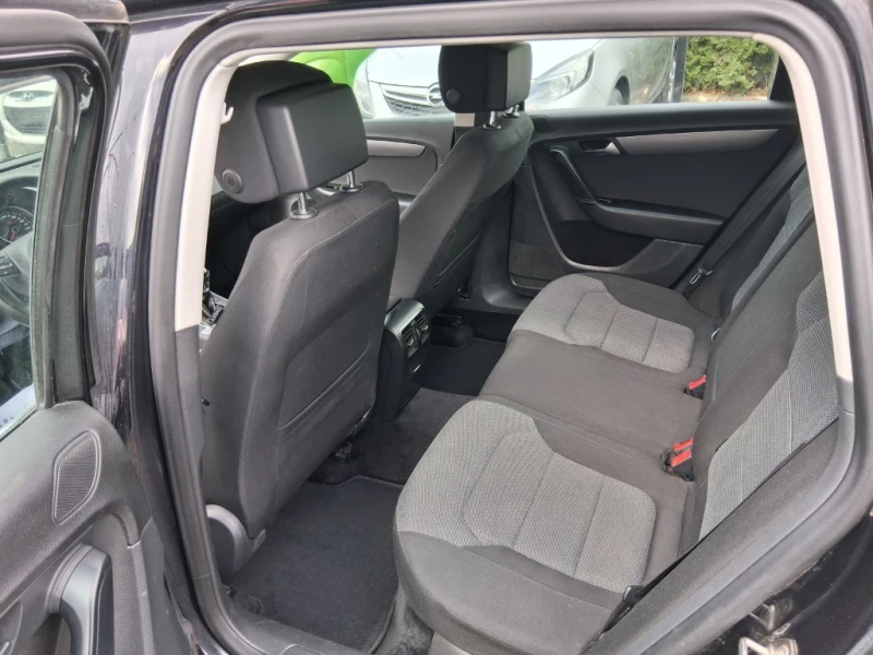 VW Passat, снимка 9 - Автомобили и джипове - 51905754