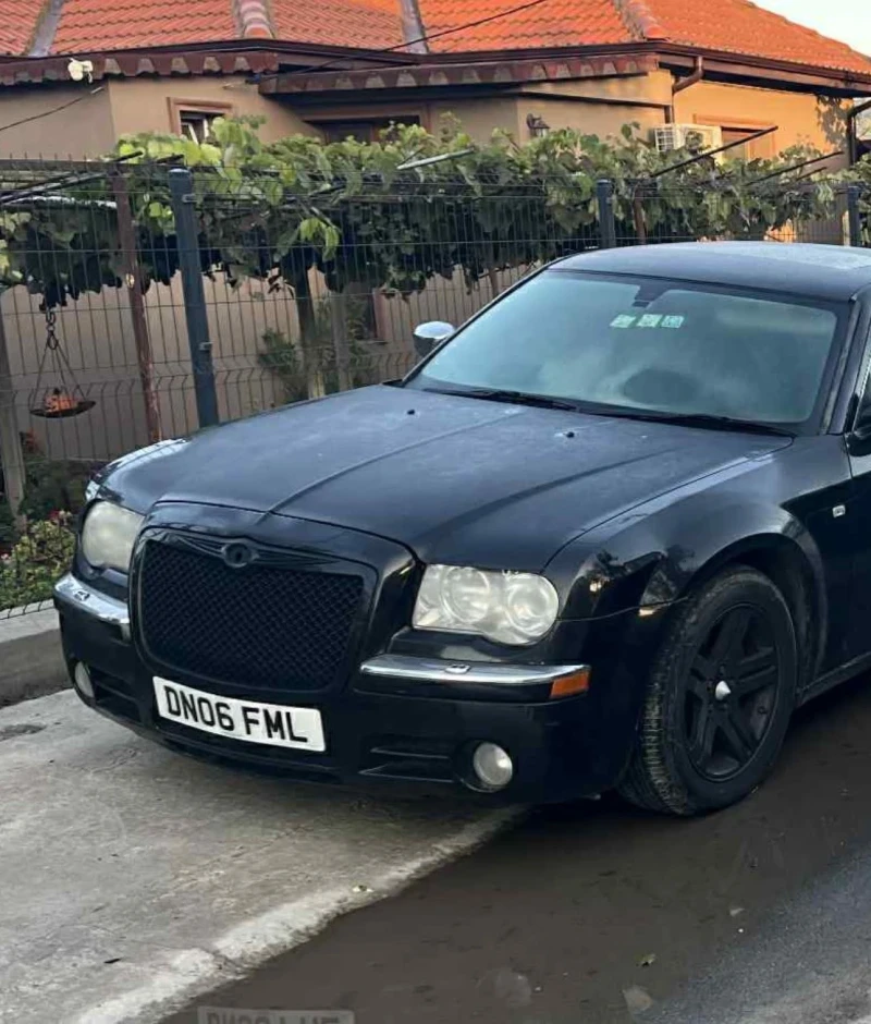 Chrysler 300c, снимка 2 - Автомобили и джипове - 52976860