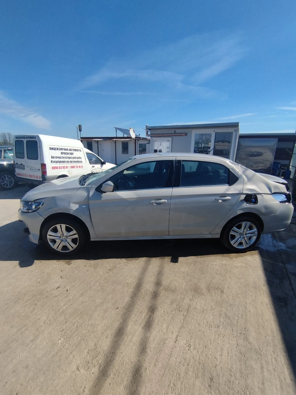 Peugeot 301 1,5 HDI 6ск - изображение 3