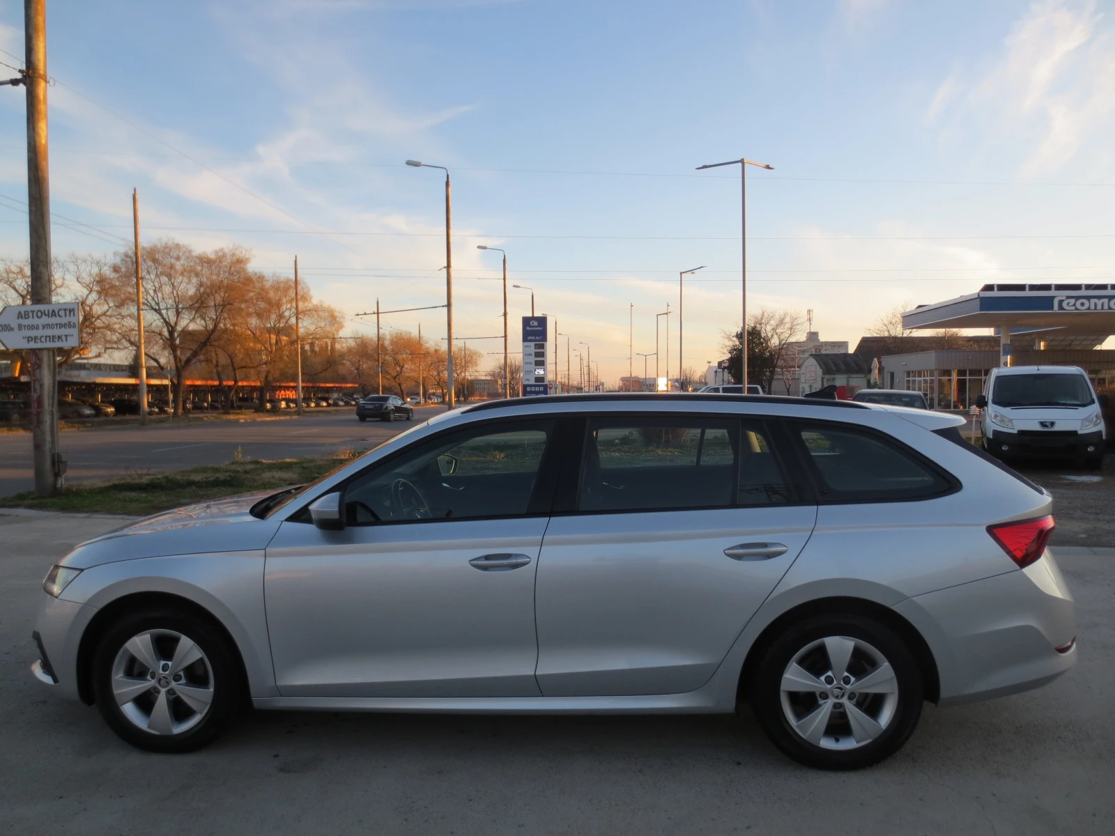 Skoda Octavia 1.5 G-TEC METAH - изображение 8