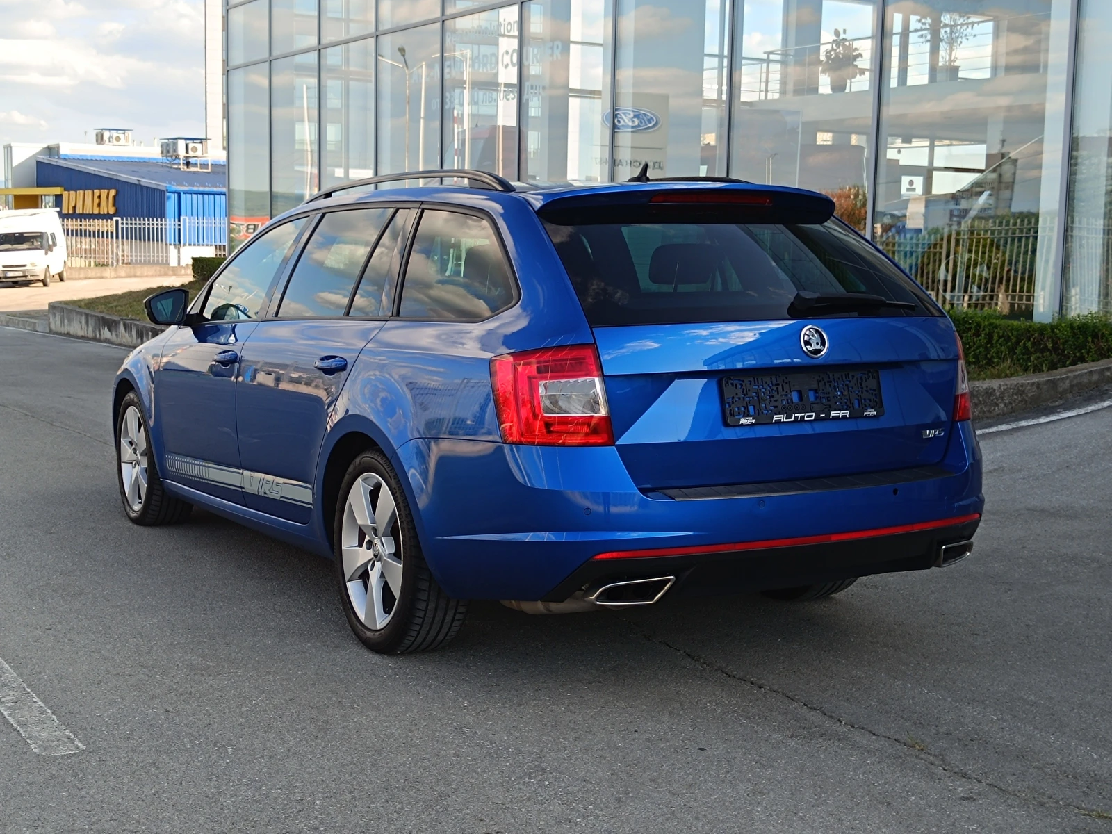 Skoda Octavia 2.0 TDI  - изображение 6