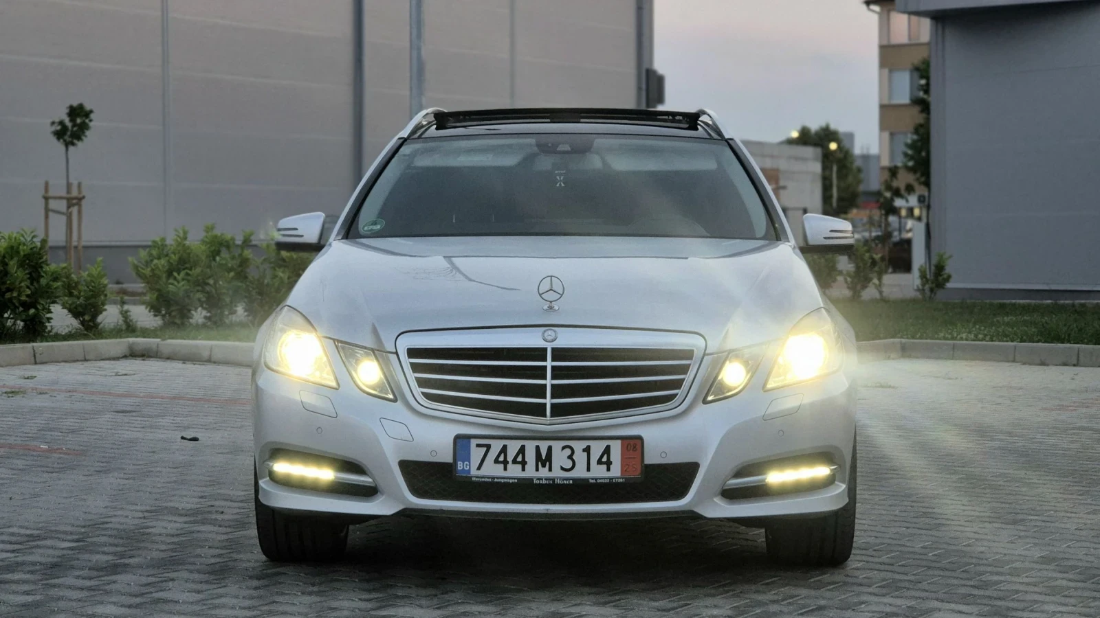 Mercedes-Benz E 300 Avantgarde - изображение 2