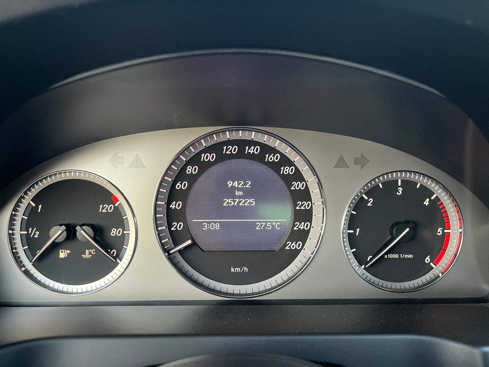 Mercedes-Benz C 220 CDI Avantgarde  - изображение 9
