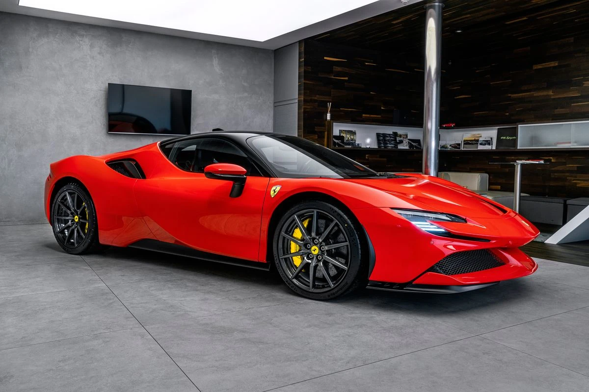 Ferrari SF 90  - изображение 2